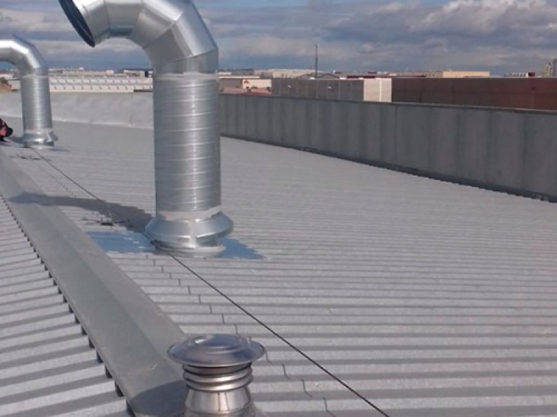 Tubo de ventilación en tejado