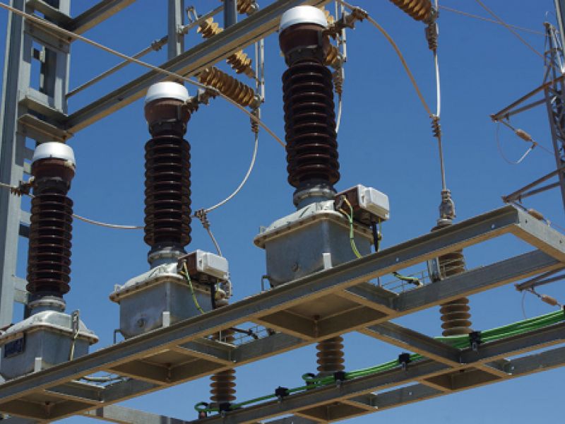 Control de voltaje eléctrico
